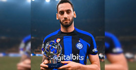 Maçın oyuncusu seçilen Hakan Çalhanoğlu ödülünü depremzedelere adadı