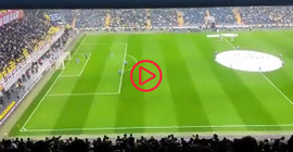 Fenerbahçe - Konyaspor karşılaşmasında tribünler 'istifa' çağrısıyla inledi