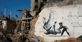 Savaşın yıldönümünde 'direniş hatırası': Ukrayna, Banksy'nin Putin'i 'alaşağı eden' eserinden pul çıkardı