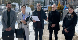 'Sansür yasası'nın ilk davasında gazeteci Aygül'e 10 ay hapis cezası verildi