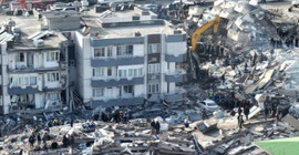 Antep'te evi hasarlı depremzede tekstil işçisi, işten atıldı