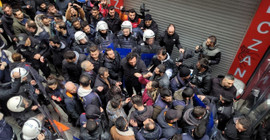 İstanbul'da Halkevleri protestosuna sekiz gözaltı