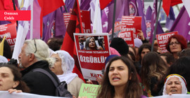 Yüzlerce kadın 8 Mart öncesi Kadıköy'den haykırdı