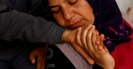 Antep'te enkaz altından kurtulan Arslan ailesi geleceğe umutla bakıyor