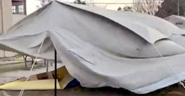 Hatay'da sağanak yağış ve fırtına çadırları vurdu