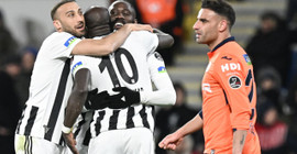 Beşiktaş, Başakşehir'i iki golle geçti