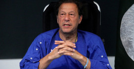 Pakistan'da eski başbakan Han'ı tutuklama girişimi: Polisle destekçileri çatıştı