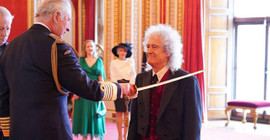 Queen'in gitaristi Brian May, 'Sir' unvanı aldı
