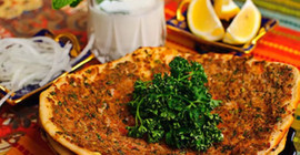 Türkbükü'nde yaz tarifesi: Lahmacun-ayran 450, şezlong 2 bin 500 TL