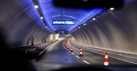 Avrasya Tüneli trafiğe kapatıldı