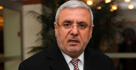 AKP'li Metiner: Oy kaybı yüzde 7'nin üzerinde, köklü muhasebe şart