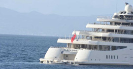 Abramoviç'in yatları bir yıldır Muğla açıklarında