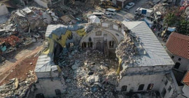 Sanatçı ve yazarlar Antakya'da buluşuyor: 'Gitmedik, buradayız'