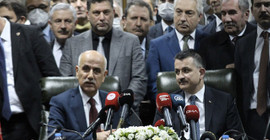 Bakan Kirişçi, eski bakanın bürokratlarını savcılığa verdi