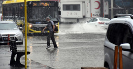 Meteoroloji uyardı: İstanbul'da sağanak yağış bekleniyor
