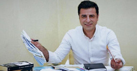 Demirtaş: Beş favori kitabım yok ama benim yazdığım beş kitap var