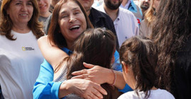 Selvi Kılıçdaroğlu, depremzede çocukları ziyaret etti