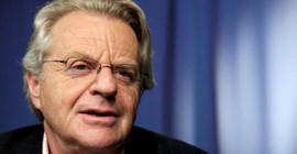 Efsane talk show sunucusu Jerry Springer vefat etti
