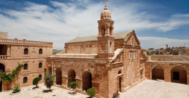 Türkiye'de Süryanilerin ilk sempozyumu: Turabdin