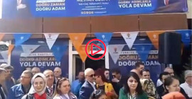 AKP'nin seçim bürosu açılışında Davutoğlu için bestelenen şarkı çalındı