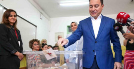 Ali Babacan oyunu kullandı: Genel başkanlarla 21:00'de CHP Genel Merkezi'ne gideceğiz