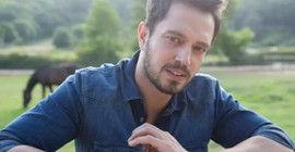Murat Boz'dan oy verme çağrısı: Benim oyumdan ne olacak deme, 1 oy 1 oydur