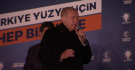Erdoğan erken 'balkon konuşması': Yüzde 50'nin üzerinde bu turu bitireceğimize inanıyoruz