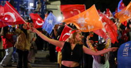 Reuters: Sonuçlar ülkedeki derin kutuplaşmayı yansıtıyor