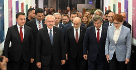 Ahmet Davutoğlu: Erdoğan, referandum niteliğindeki seçimde güvenoyu alamadı