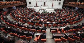 14 Mayıs'ta görevi biten vekillere fazladan 111 bin lira maaş