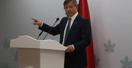 Davutoğlu'ndan seçim mesajı: Millet ya değişim ya da statükoya devam diyecek