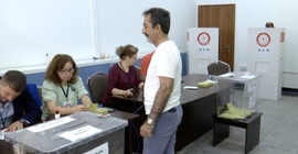 Irak ve Kürdistan Bölgesel Yönetimi'nde oy verme işlemi başladı