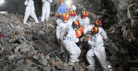 Çin'de çöken binada sorumluluğu bulunan 62 yetkiliye ceza verildi