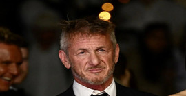 Sean Penn'den Hollywood grevine destek: Yazarlar birliğini sonuna kadar destekliyorum