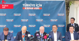 CHP'li Sezgin Tanrıkulu Diyarbakır'da konuştu: Biz kayyımlara kesinlikle karşıyız