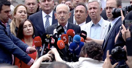 Kılıçdaroğlu oy kullandı: Bu ülkeye demokrasi ve özgürlük gelecek