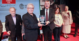 Ünlü isimler Yaşar Kemal için Adana'da buluştu