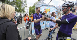 Bisikletten düşen Belçika Başbakanı De Croo hastaneye kaldırıldı: 'Bir süre bilincini kaybetti'