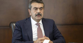 Milli Eğitim Bakanı olan Yusuf Tekin'in 'Karma eğitim zorunlu değil' sözleri yeniden gündemde