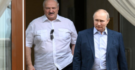 Belarus lideri Lukaşenko: Rus taktik nükleer silahları birkaç güne gelecek