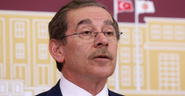 Abdullatif Şener 'Oğan'a oy verdim' derken 'kafa bulmuş'