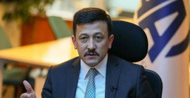 Hamza Dağ muhalif sanatçıları hedef aldı: 2019'dan beri seçimlere müdahale ediyorlar