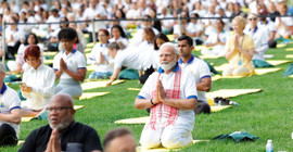 Hindistan Başbakanı Modi, New York'ta yüzlerce kişiyle yoga yaptı, Guiness rekoru kırıldı