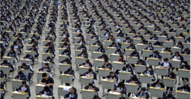 56 yaşındaki Çinli 40 yıldır girdiği üniversite sınavında yine başarılı olamadı: 'Gelecek sene pes edebilirim' dedi