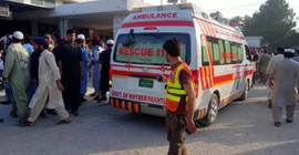 Pakistan'da siyasi parti kongresine bombalı saldırı: En az 40 kişi öldü