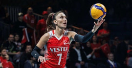 Eczacıbaşı'ndan asitli tehdide suç duyurusu: Hande Baladın antrenmanlarda korkuyor