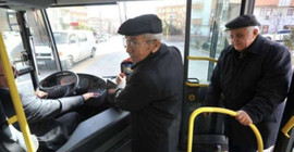 Ankara'da özel halk otobüslerinde '65 yaş üstü yolcu taşıma krizi' çözüldü