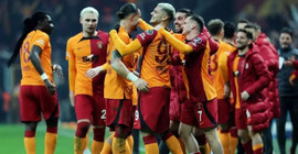 Galatasaray 'Devler Ligi'nde gruplara kalmak için sahaya çıkıyor