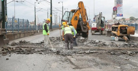 Galata Köprüsü'nde deprem çalışması: Eminönü-Karaköy istikameti bir süre trafiğe kapalı kalacak