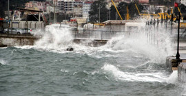 Son hava durumu raporu: Hava güneşli, iki bölgede fırtına var